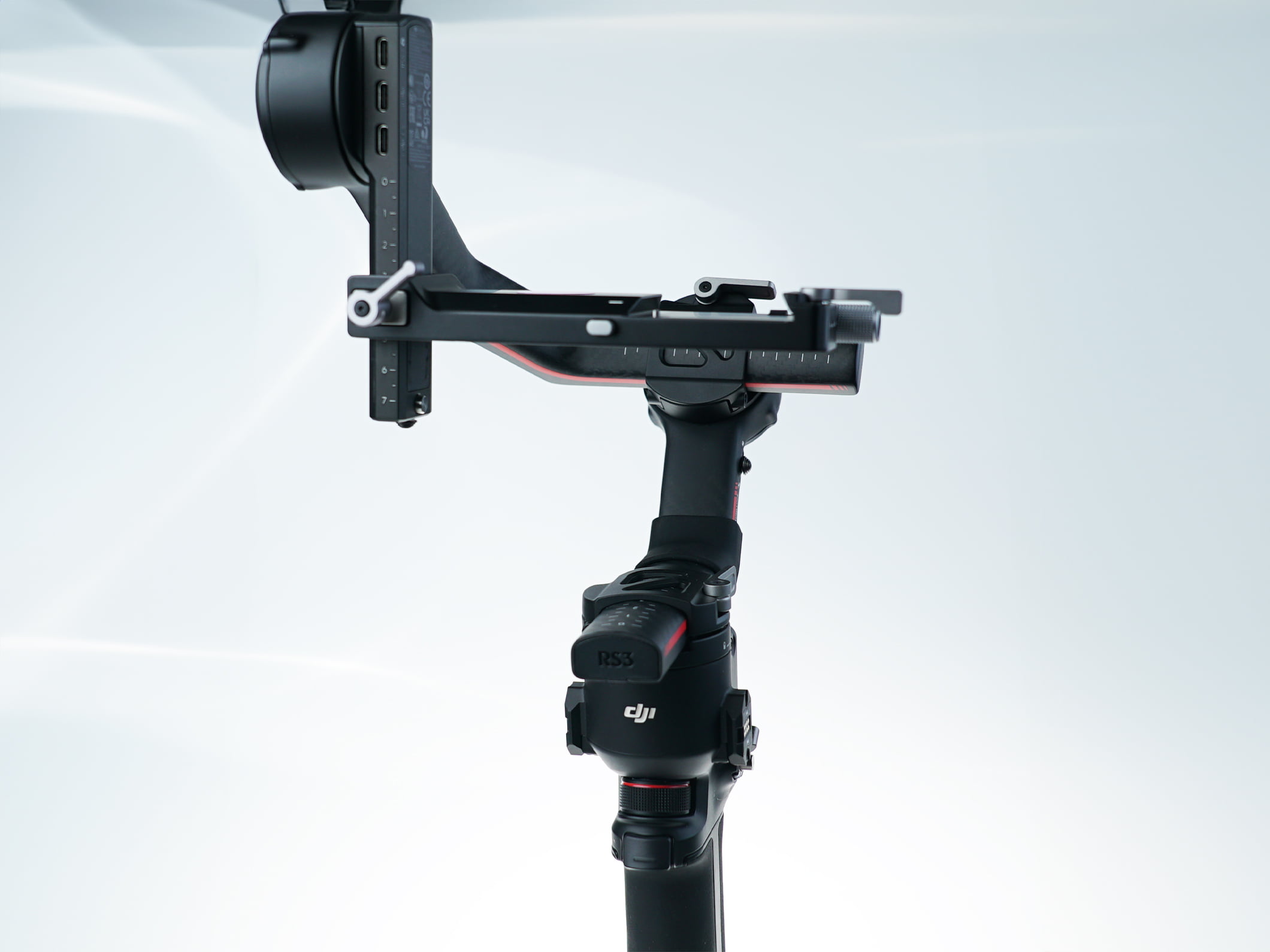 DJI RS 3 Pro Gimbal Stabilizer
